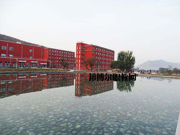 河北工藝美術(shù)職業(yè)學(xué)院地址在哪里