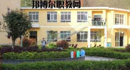 康縣職業(yè)技術(shù)學校2020年報名條件、招生要求、招生對象