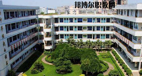 龍港第二職業(yè)學(xué)校怎么樣，好不好