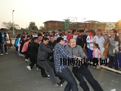 閬中師范學(xué)校2020年報名條件、招生要求、招生對象