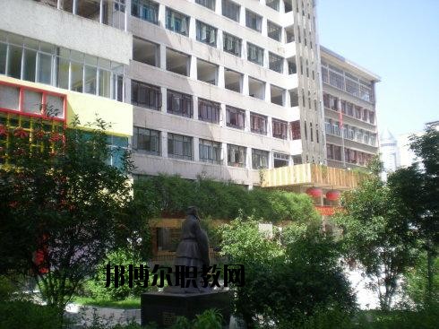 貴陽(yáng)市長(zhǎng)城職業(yè)學(xué)校2020年招生辦聯(lián)系電話