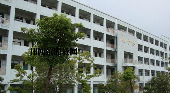 寧波興港職業(yè)高級(jí)中學(xué)怎么樣，好不好