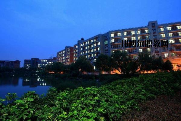 四川省綿陽財經(jīng)學校2020年報名條件、招生要求、招生對象