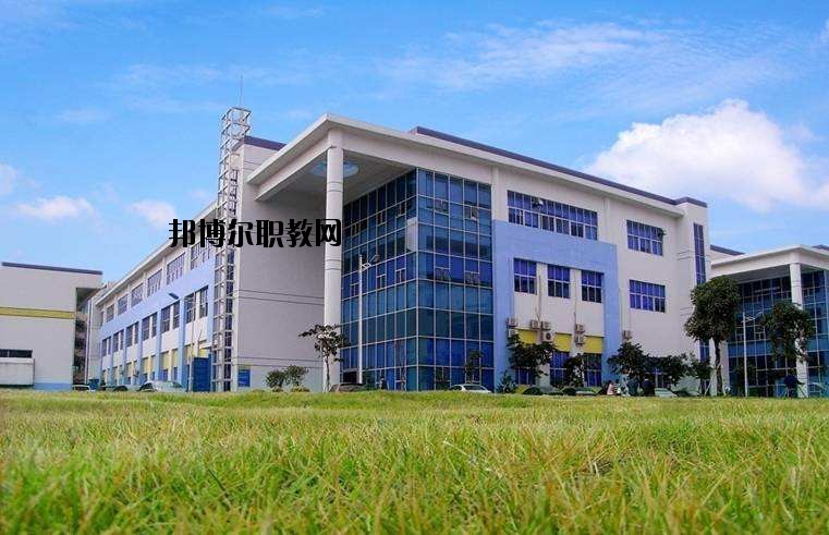 咸寧電子科技學(xué)校2020年有哪些專(zhuān)業(yè)