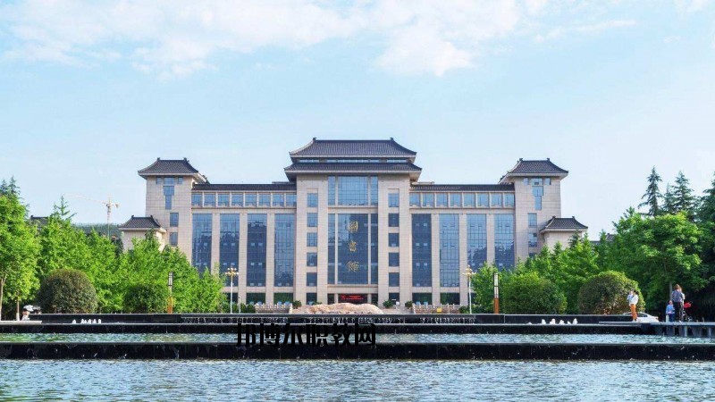 咸寧電子科技學(xué)校2020年招生辦聯(lián)系電話