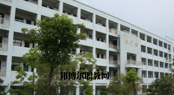 寧波興港職業(yè)高級(jí)中學(xué)2020年報(bào)名條件、招生要求、招生對(duì)象