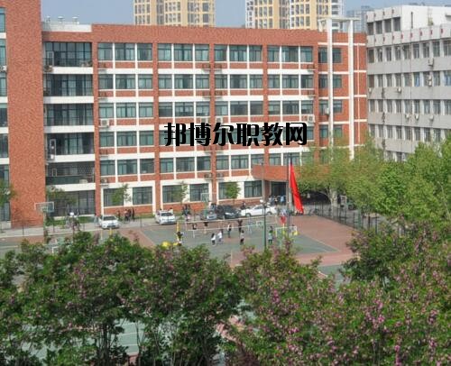 河南工業(yè)設(shè)計學(xué)校地址在哪里