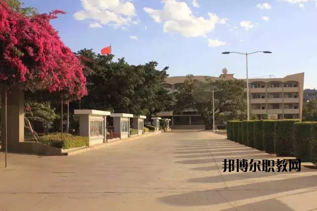 元謀縣職業(yè)高級中學(xué)2020年報(bào)名條件、招生要求、招生對象