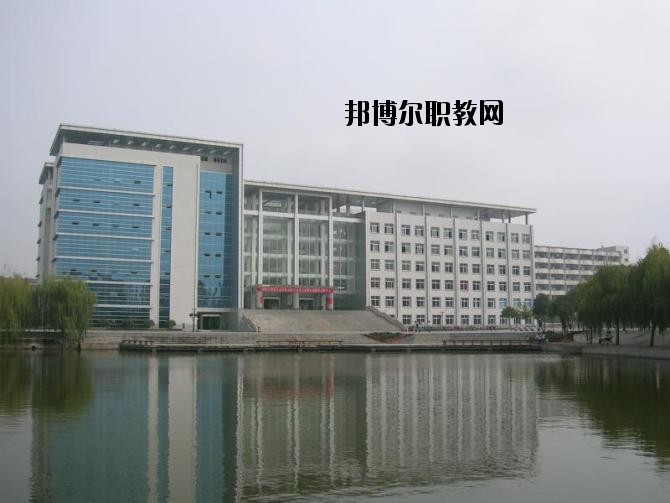 元謀縣職業(yè)高級中學(xué)地址在哪里