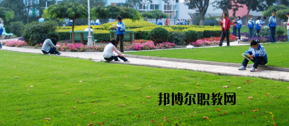 甘肅工業(yè)技師學(xué)院2020年報名條件、招生要求、招生對象