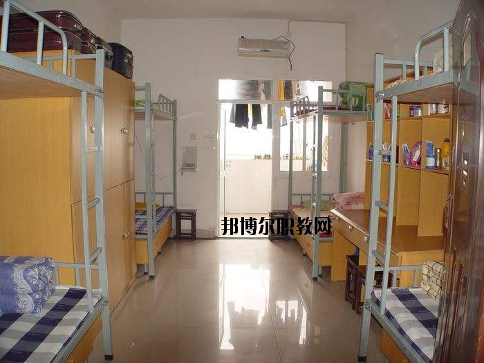咸陽(yáng)協(xié)和職業(yè)技術(shù)學(xué)院2020年宿舍條件