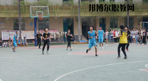 廣西動力技工學(xué)校2020年報名條件、招生要求、招生對象 