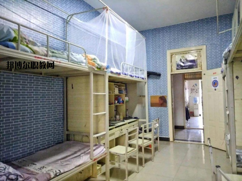 成都市工業(yè)職業(yè)技術(shù)學校2020年宿舍條件