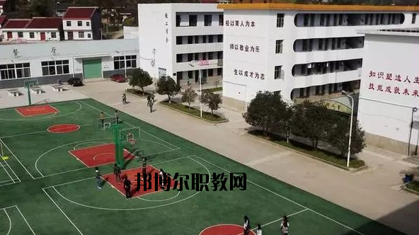 西鄉(xiāng)職業(yè)技術高中2020年有哪些專業(yè)