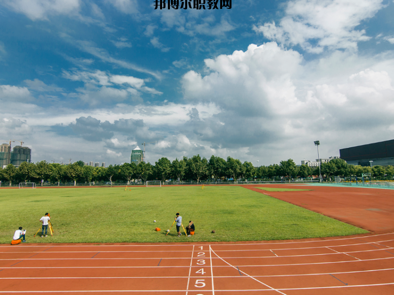 江蘇邗江中等專(zhuān)業(yè)學(xué)校怎么樣、好不好