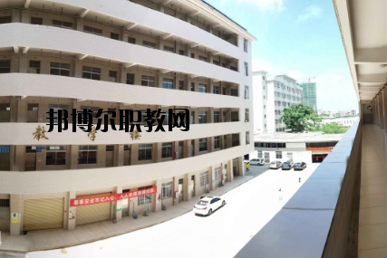 羅定技工學(xué)校2020年招生辦聯(lián)系電話