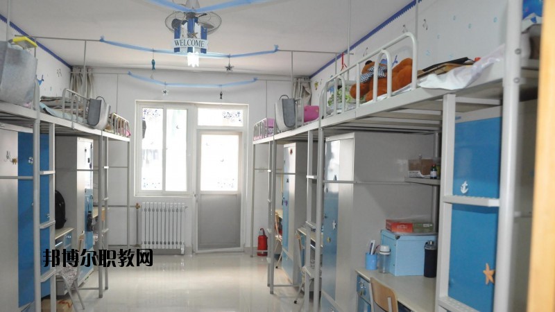 武穴財貿中等專業(yè)學校2020年宿舍條件