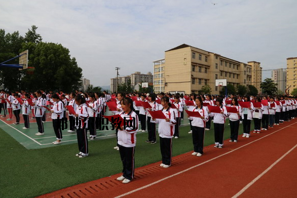 南漳職業(yè)教育中心2020年報(bào)名條件、招生要求、招生對(duì)象