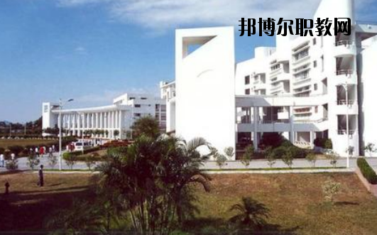 揭陽技工學校網(wǎng)站網(wǎng)址