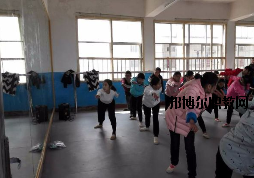 永豐職業(yè)中等專業(yè)學校2020年報名條件、招生要求、招生對象