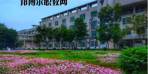 佛山順德區(qū)龍江職業(yè)技術學校2020年報名條件、招生要求、招生對象