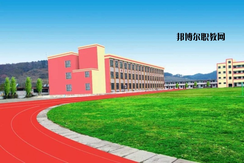 黃岡工程學(xué)校2020年報名條件、招生要求、招生對象