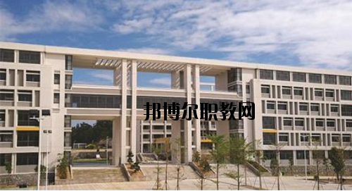 汕頭衛(wèi)生學(xué)校2020年報(bào)名條件、招生要求、招生對象