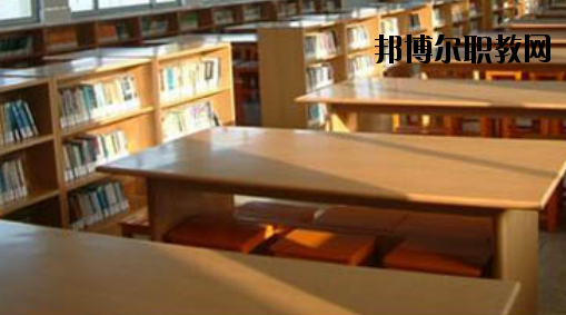 柳州工業(yè)職業(yè)技術(shù)學(xué)校2020年報名條件、招生要求、招生對象 