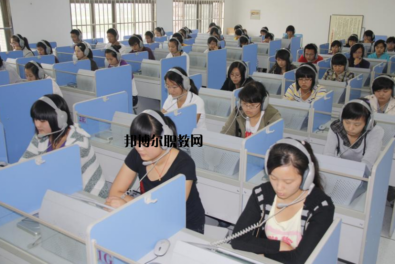 連云港師范高等?？茖W(xué)校2020年招生辦聯(lián)系電話