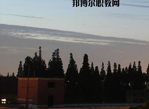 孟州職業(yè)教育中心2021年報(bào)名條件、招生對(duì)象