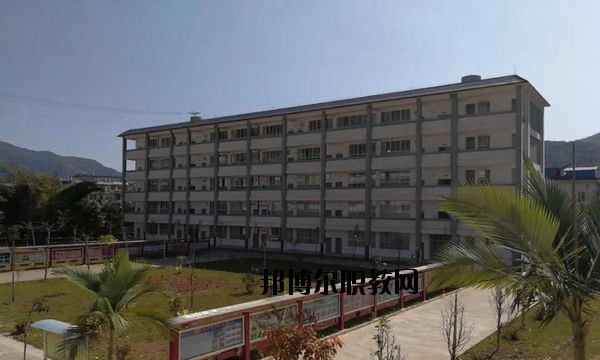 西盟縣職業(yè)高級(jí)中學(xué)怎么樣、好不好