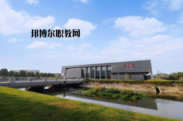 徐州醫(yī)學(xué)院怎么樣、好不好