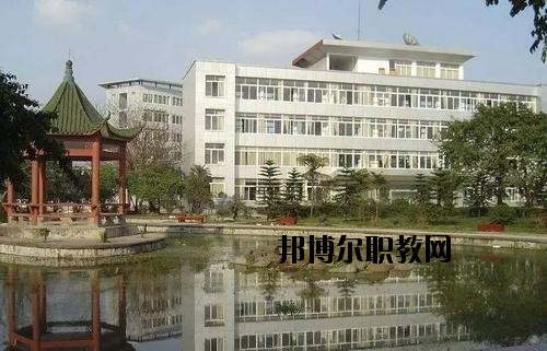 宜賓商業(yè)職業(yè)中等專業(yè)學校2020年報名條件、招生要求、招生對象