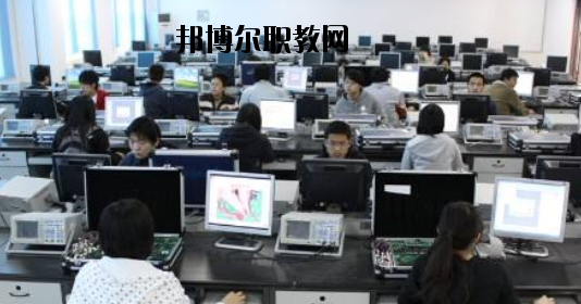 邢臺經(jīng)貿(mào)中專學(xué)校2020年有哪些專業(yè)