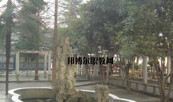 竹山職業(yè)技術(shù)集團學(xué)校1