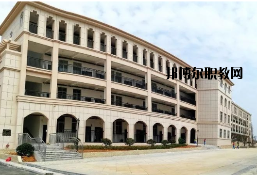 德安中等職業(yè)技術(shù)學校2020年報名條件、招生要求、招生對象