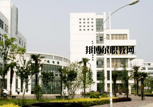 江西建設(shè)工程學(xué)校怎么樣、好不好