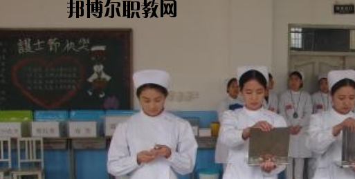 石家莊華醫(yī)醫(yī)學(xué)中等專業(yè)學(xué)校2020年報(bào)名條件、招生要求、招生對(duì)象