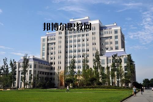 南充通信運(yùn)輸職業(yè)學(xué)校2020年報(bào)名條件、招生要求、招生對(duì)象