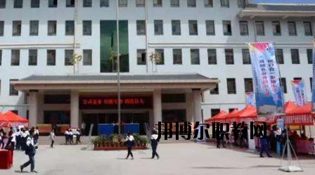 靖遠(yuǎn)職業(yè)教育中心2020年報名條件、招生要求、招生對象