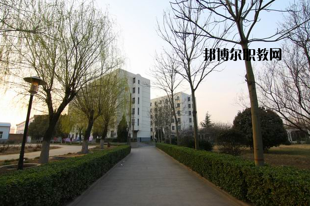 河南洛陽(yáng)經(jīng)濟(jì)學(xué)校怎么樣、好不好