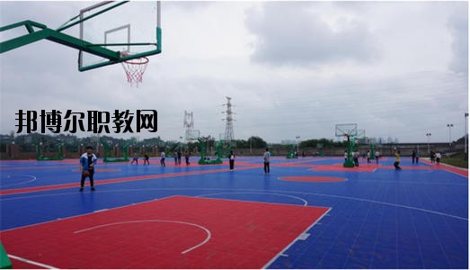 瀘州化工工程職業(yè)技術(shù)學校網(wǎng)站網(wǎng)址