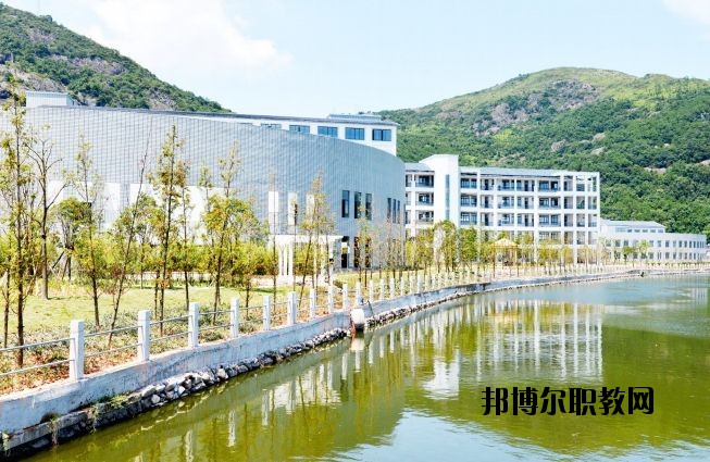 洛陽(yáng)長(zhǎng)城中等專(zhuān)業(yè)學(xué)校2021年有哪些專(zhuān)業(yè)