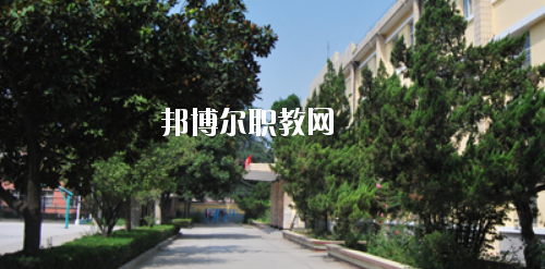 陜西藍(lán)天民航技師學(xué)院2020年報(bào)名條件、招生要求、招生對象