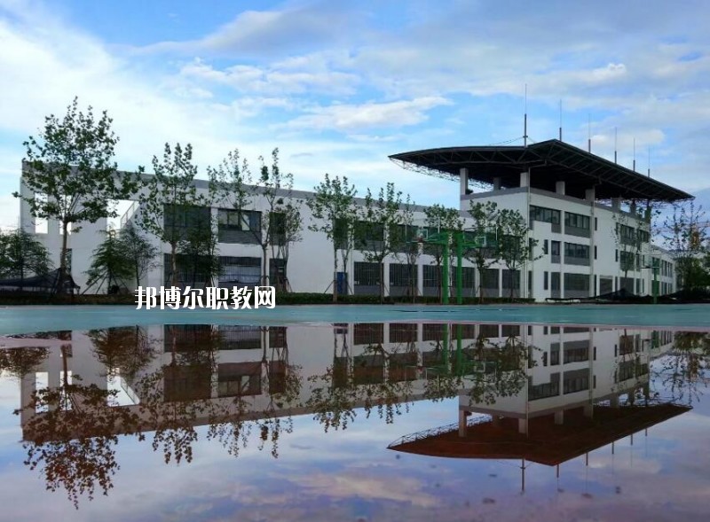 合肥經(jīng)貿(mào)旅游學(xué)校怎么樣、好不好