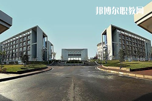 宜賓縣高場職業(yè)中學地址在哪里