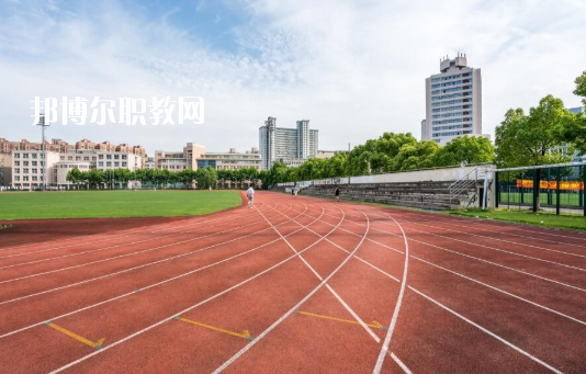 深圳市新鵬職業(yè)高級中學(xué)2020年學(xué)費、收費多少