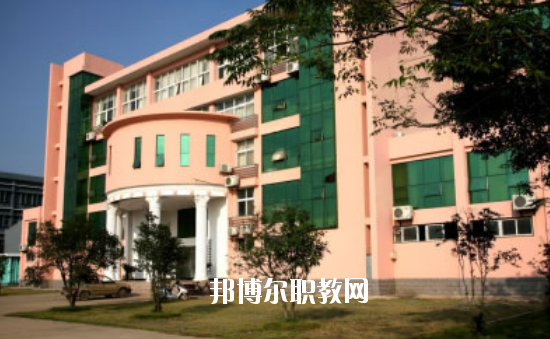 湖北體育運動學(xué)校9