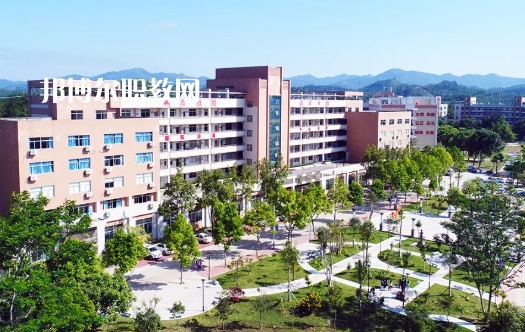 信宜職業(yè)技術(shù)學(xué)校2020年報(bào)名條件、招生要求、招生對(duì)象