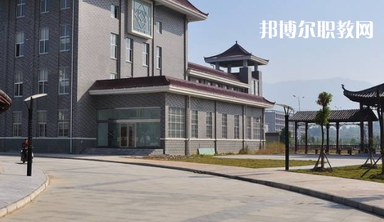 安徽黃梅戲藝術(shù)職業(yè)學(xué)院(中專部)2021年報名條件、招生要求、招生對象